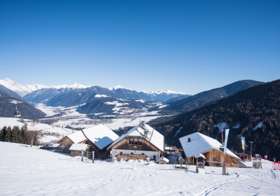 ©www.wisthaler.com_16_01_Kronplatz_hütten_HAW_8518